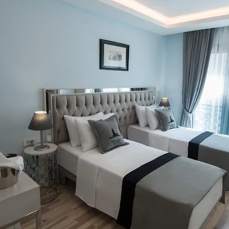 Ξενοδοχείο Primero 4*