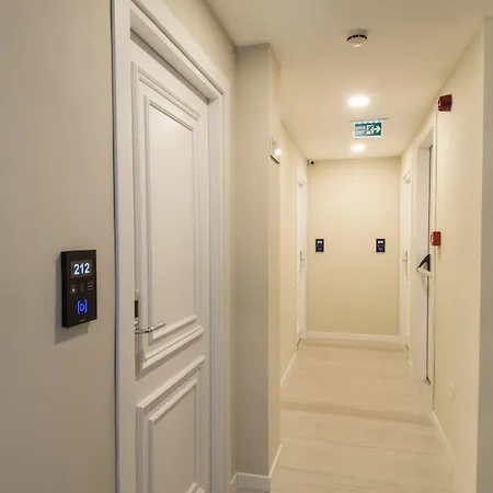 Primero Hotel 4*