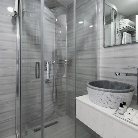 Hotel Primero 4*